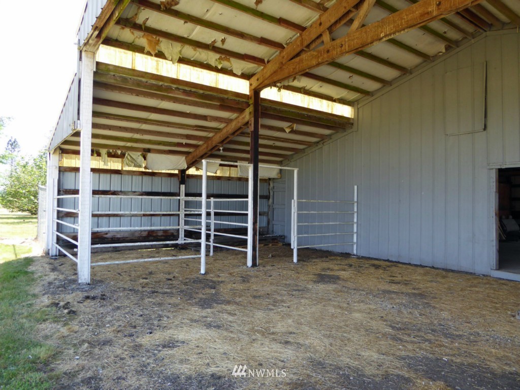 17200 Leitner Road Southwest Rochester, WA 98579 - Photo 22 of 25