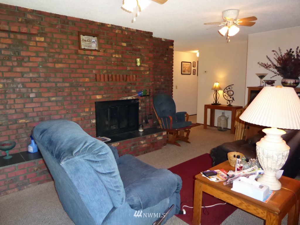 17200 Leitner Road Southwest Rochester, WA 98579 - Photo 10 of 25