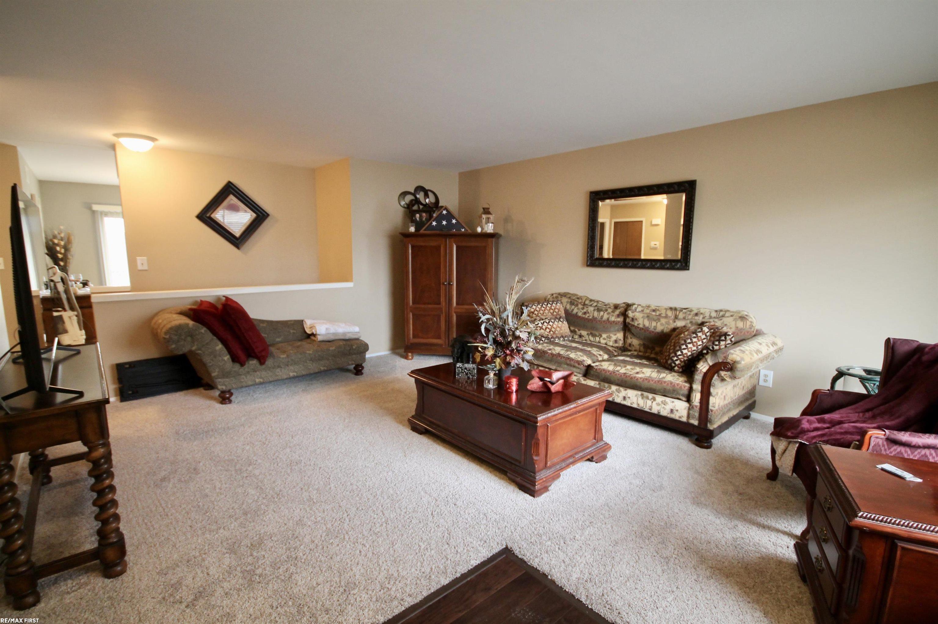 342 Fairgrove Street Romeo, MI 48065 - Photo 2 of 24