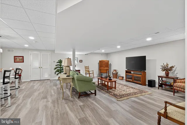 $575,000 | 1029 Stonecroft Drive, Hanover, PA 17331