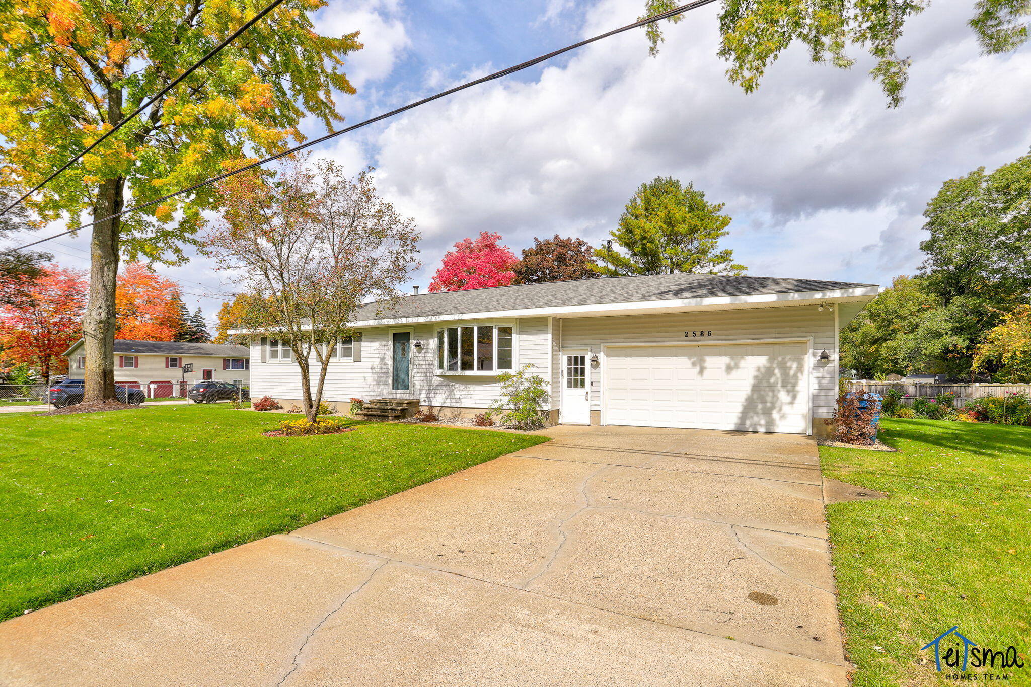 2586 Shettler Road Muskegon, MI 49444 - Photo 1 of 46 2586 Shettler Road_Muskegon