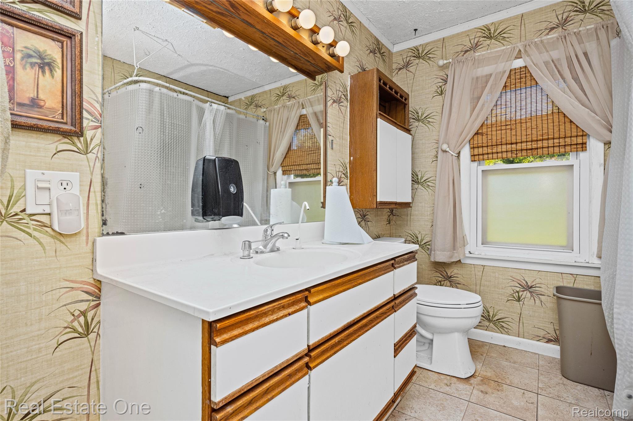 9585 North Eston Road Clarkston, MI 48348 - Photo 27 of 60 9585 N Eston - OnDemand Pix Photography (23).jpg