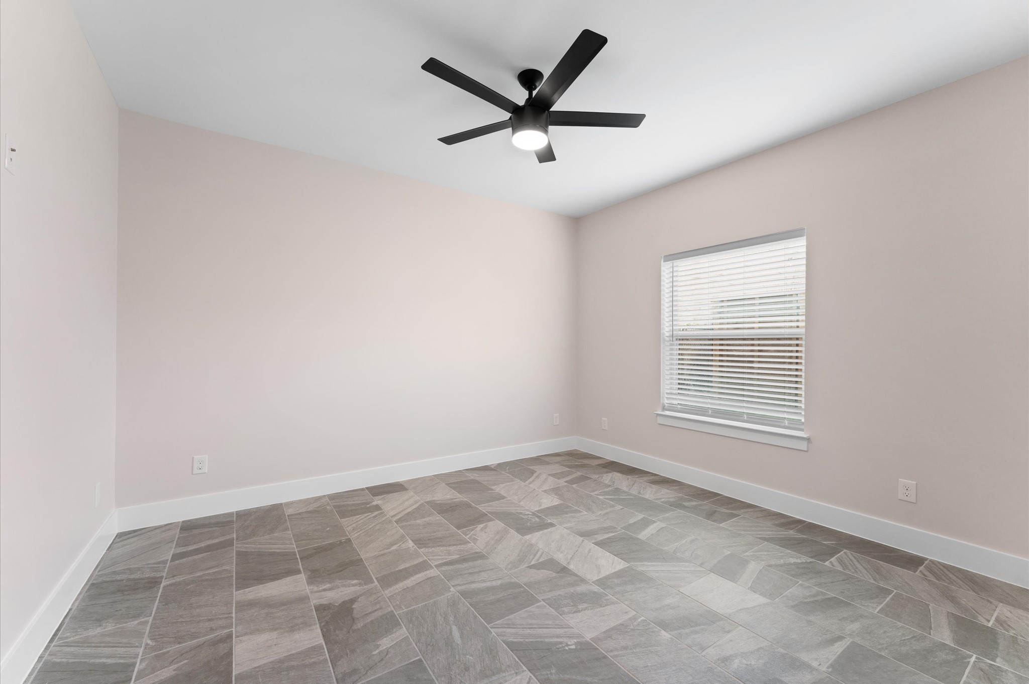 1908 Dismuke Street, Unit A Houston, TX 77023 - Photo 9 of 42