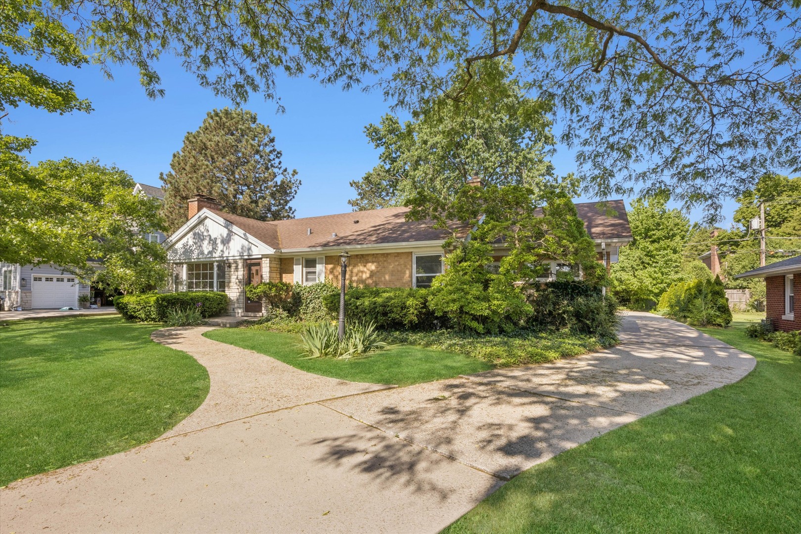 1024 South Spring Avenue La Grange, IL 60525 - Photo 2 of 30