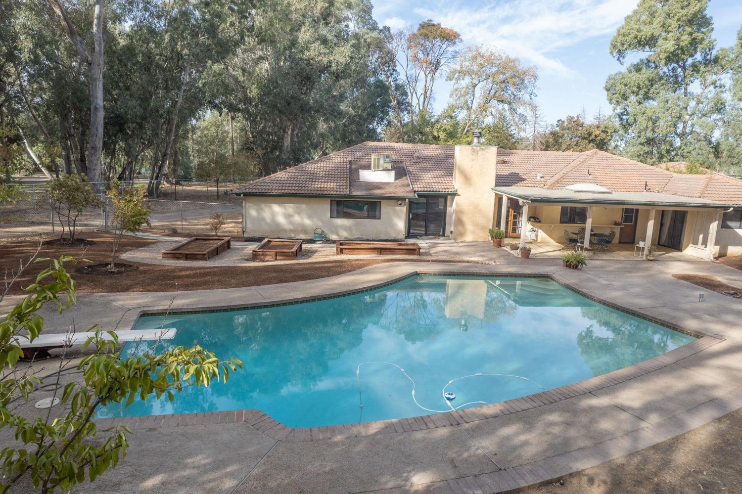 12592 Auberry Road Clovis, CA 93619 - Photo 53 of 65