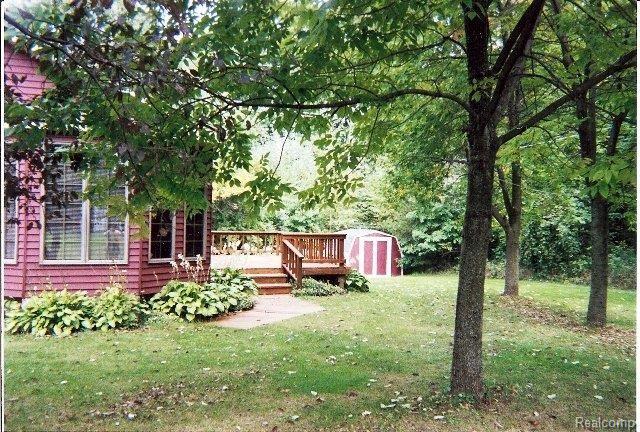 1640 Indian Road Lapeer, MI 48446 - Photo 6 of 21 1640 Indian side deck
