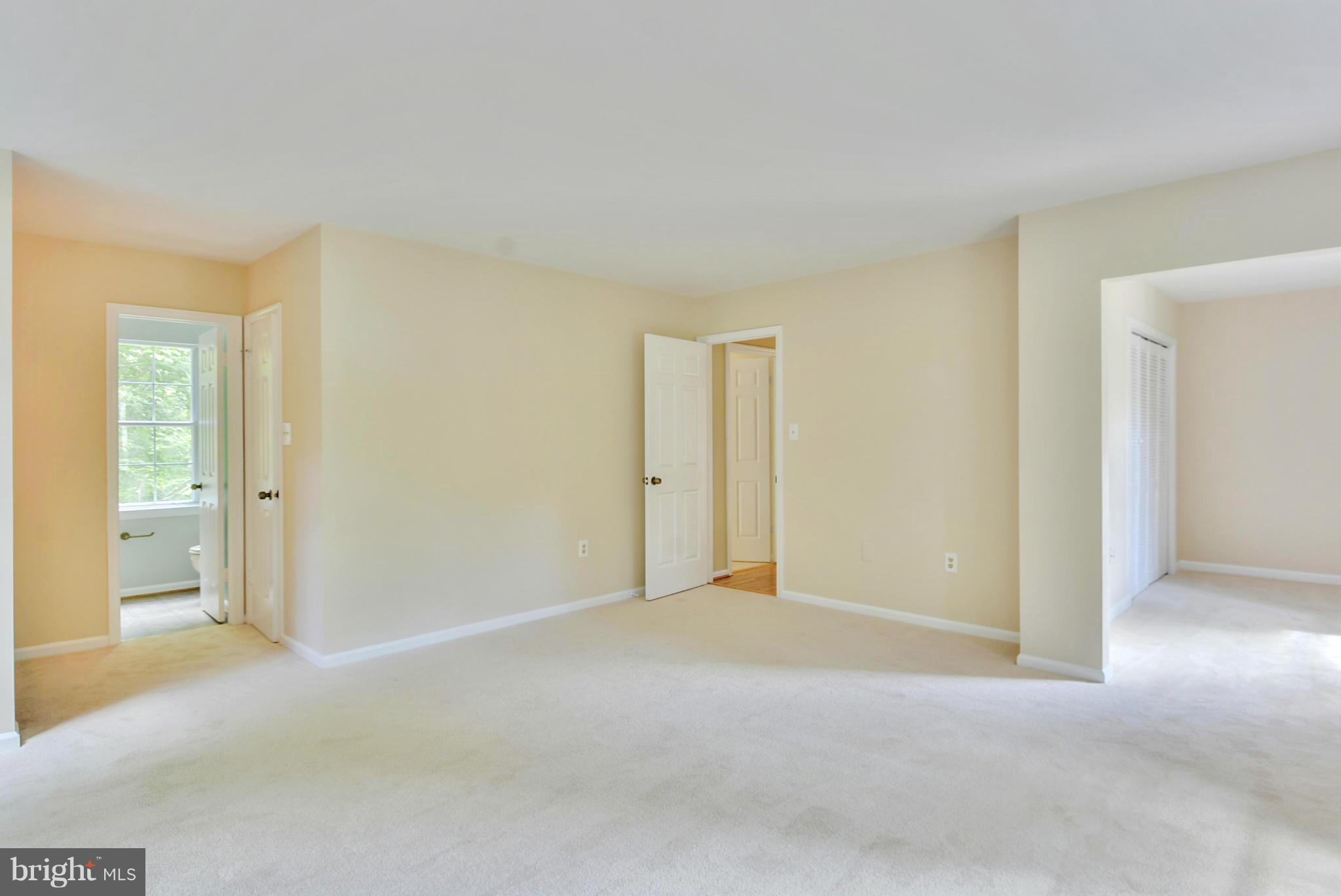 9002 Octavia Court Springfield, VA 22153 - Photo 17 of 29 Lg MBR w/Sitting Rm