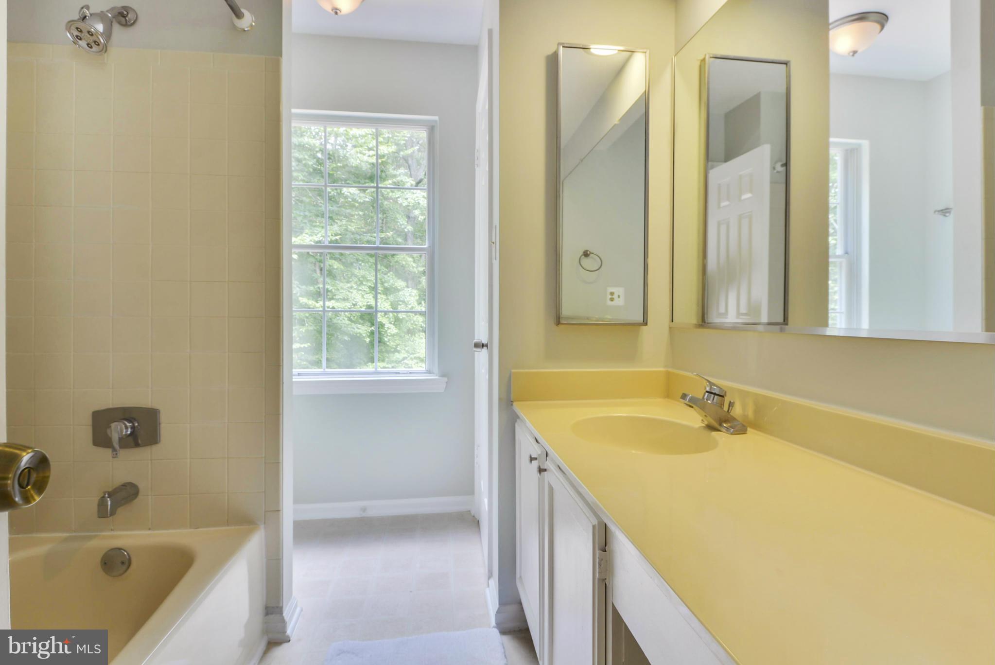 9002 Octavia Court Springfield, VA 22153 - Photo 21 of 29 Spacious Hall Bathroom