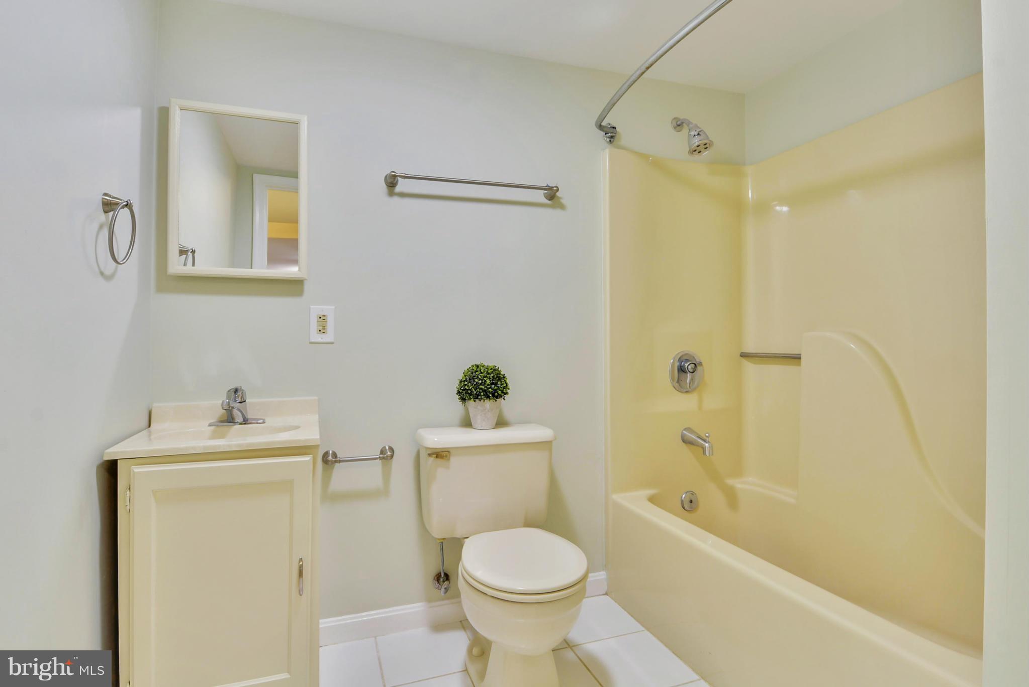 9002 Octavia Court Springfield, VA 22153 - Photo 26 of 29 W/O Finished Basement w/ Full Bath