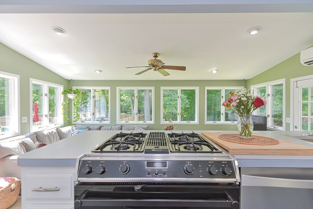20 Lilian Rd Extension Framingham, MA 01701 - Photo 16 of 35 Gallery Image 16