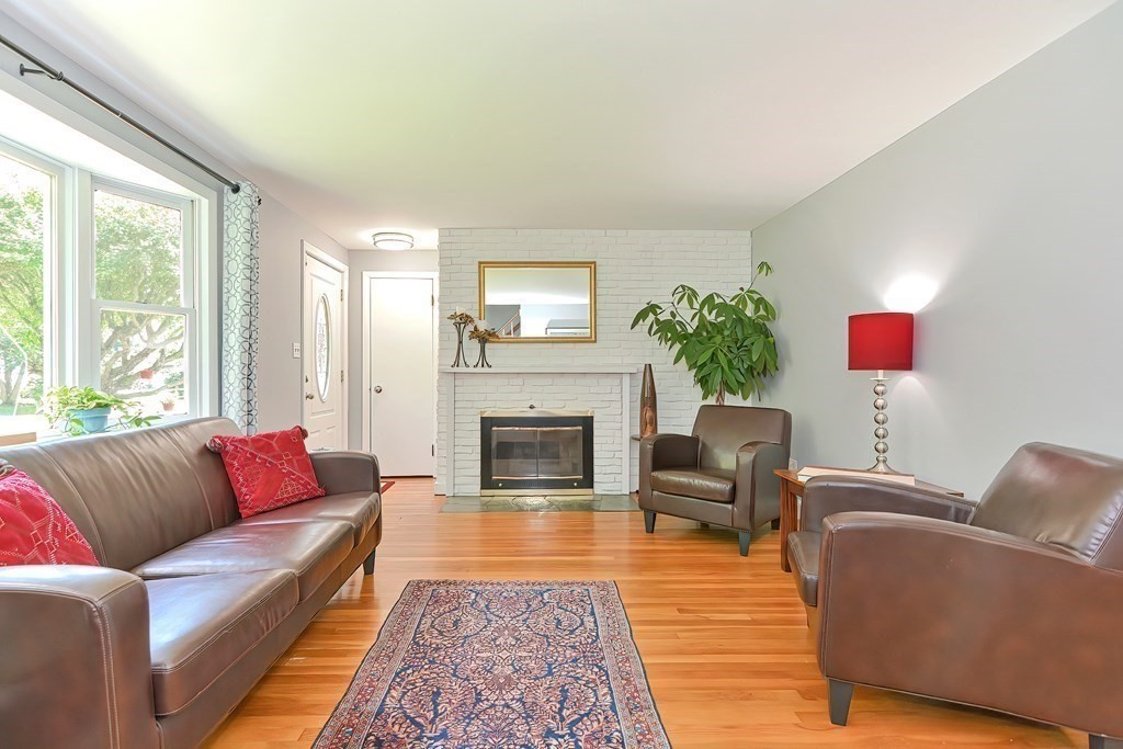20 Lilian Rd Extension Framingham, MA 01701 - Photo 17 of 35 Gallery Image 17