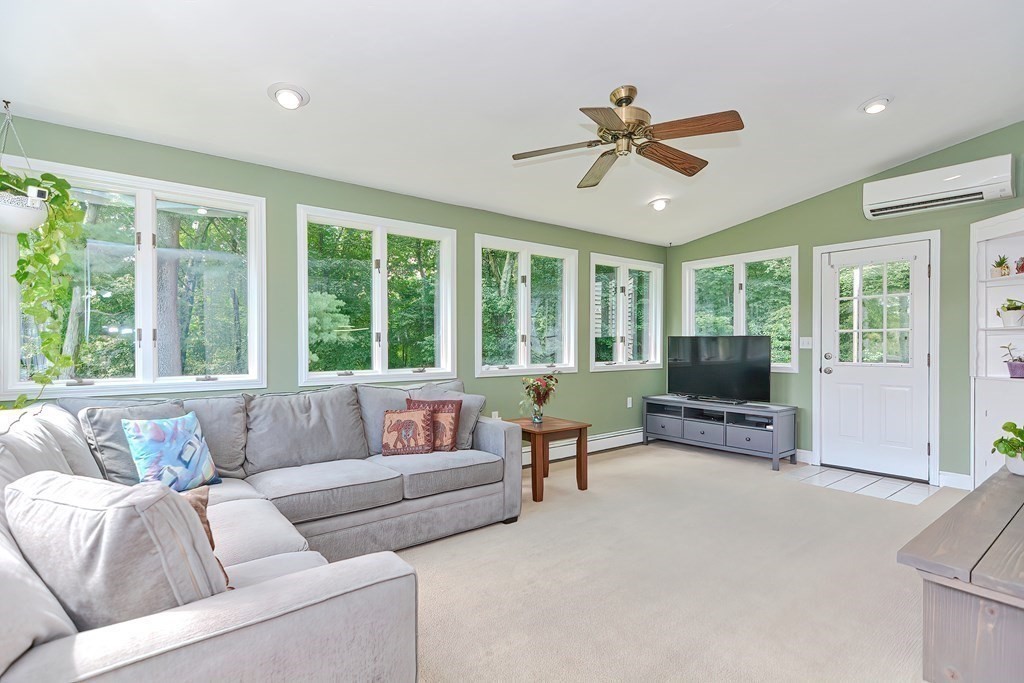 20 Lilian Rd Extension Framingham, MA 01701 - Photo 7 of 35 Gallery Image 7