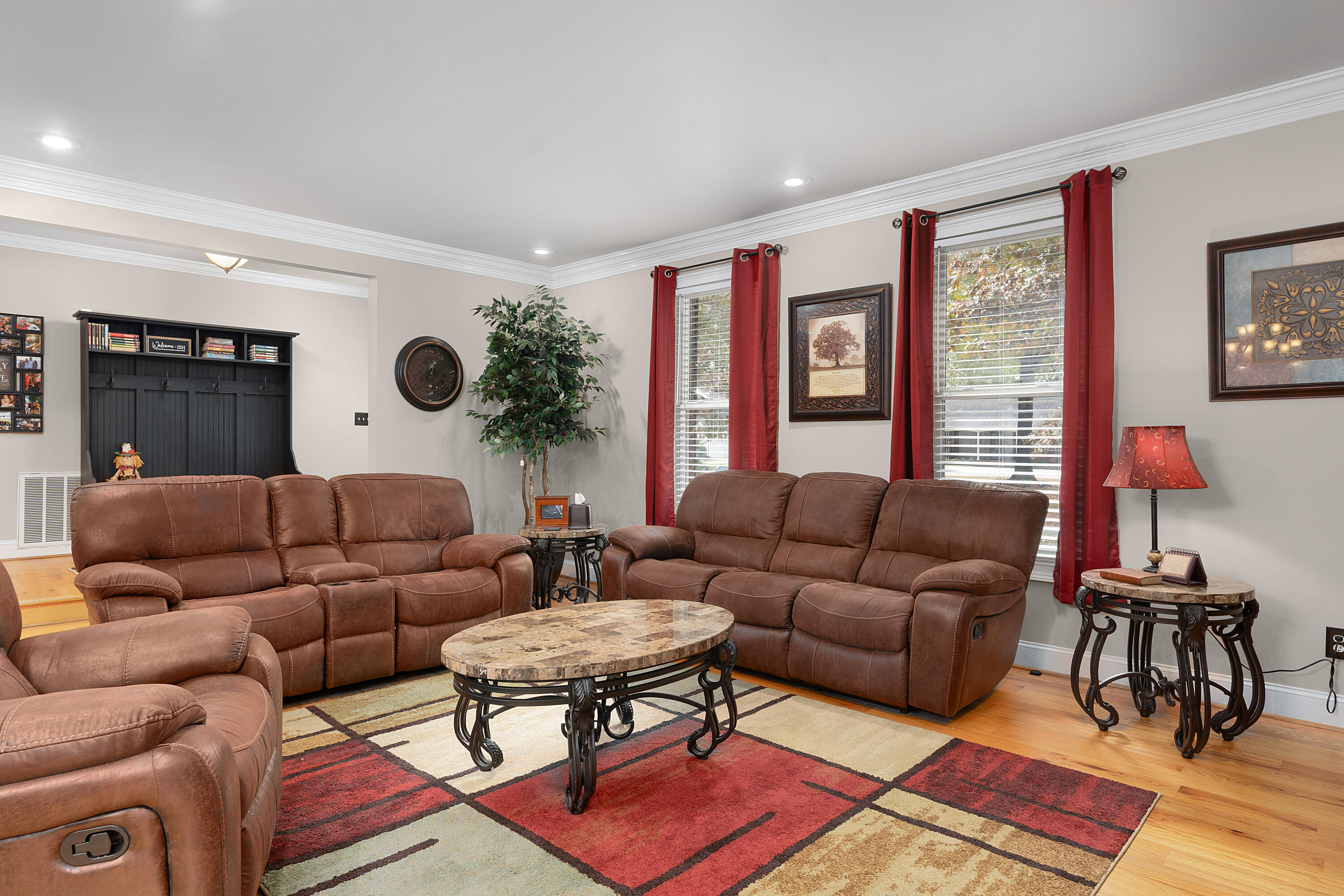 407 Valleybrook Road Hixson, TN 37343 - Photo 12 of 60 33 - 407 Valleybrook Rd - Interior