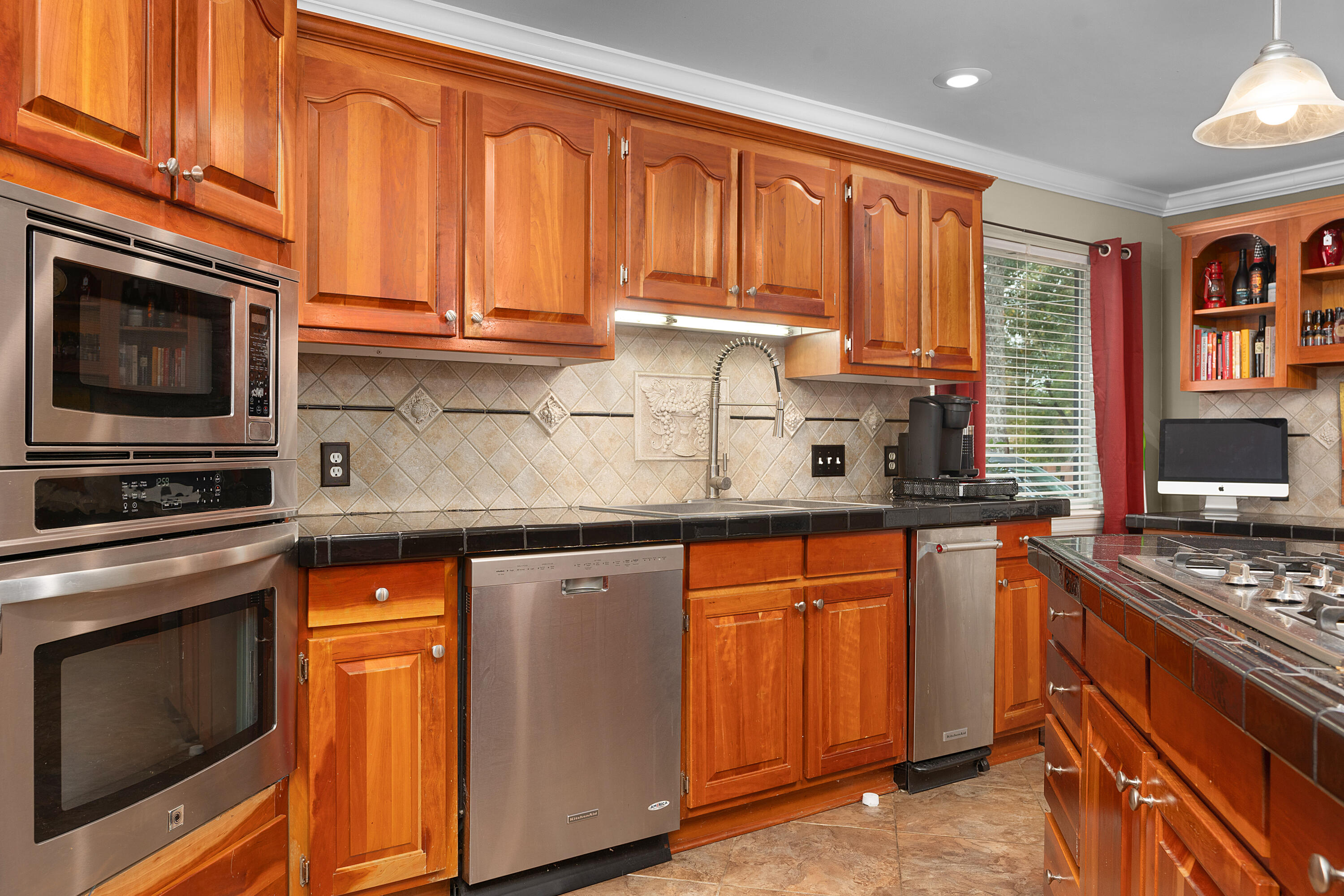 407 Valleybrook Road Hixson, TN 37343 - Photo 16 of 60 36 - 407 Valleybrook Rd - Interior