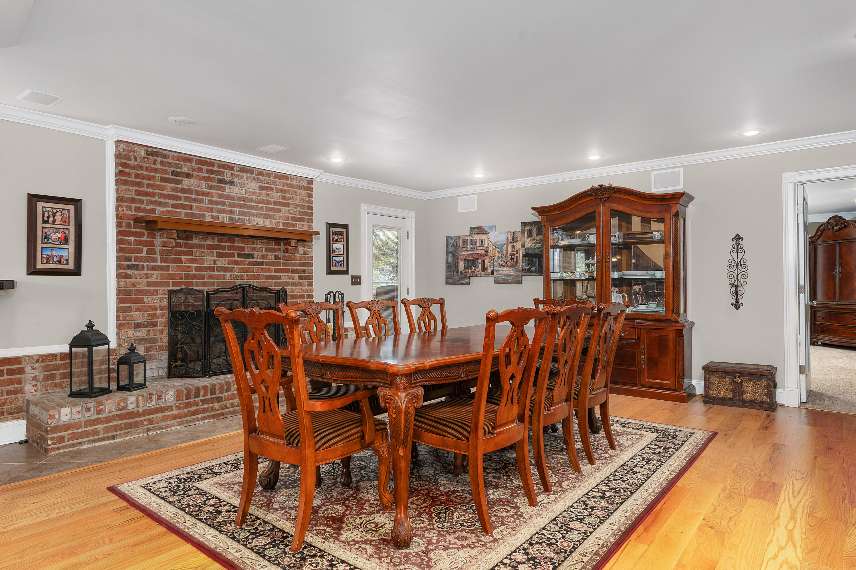 407 Valleybrook Road Hixson, TN 37343 - Photo 22 of 60 42 - 407 Valleybrook Rd - Interior