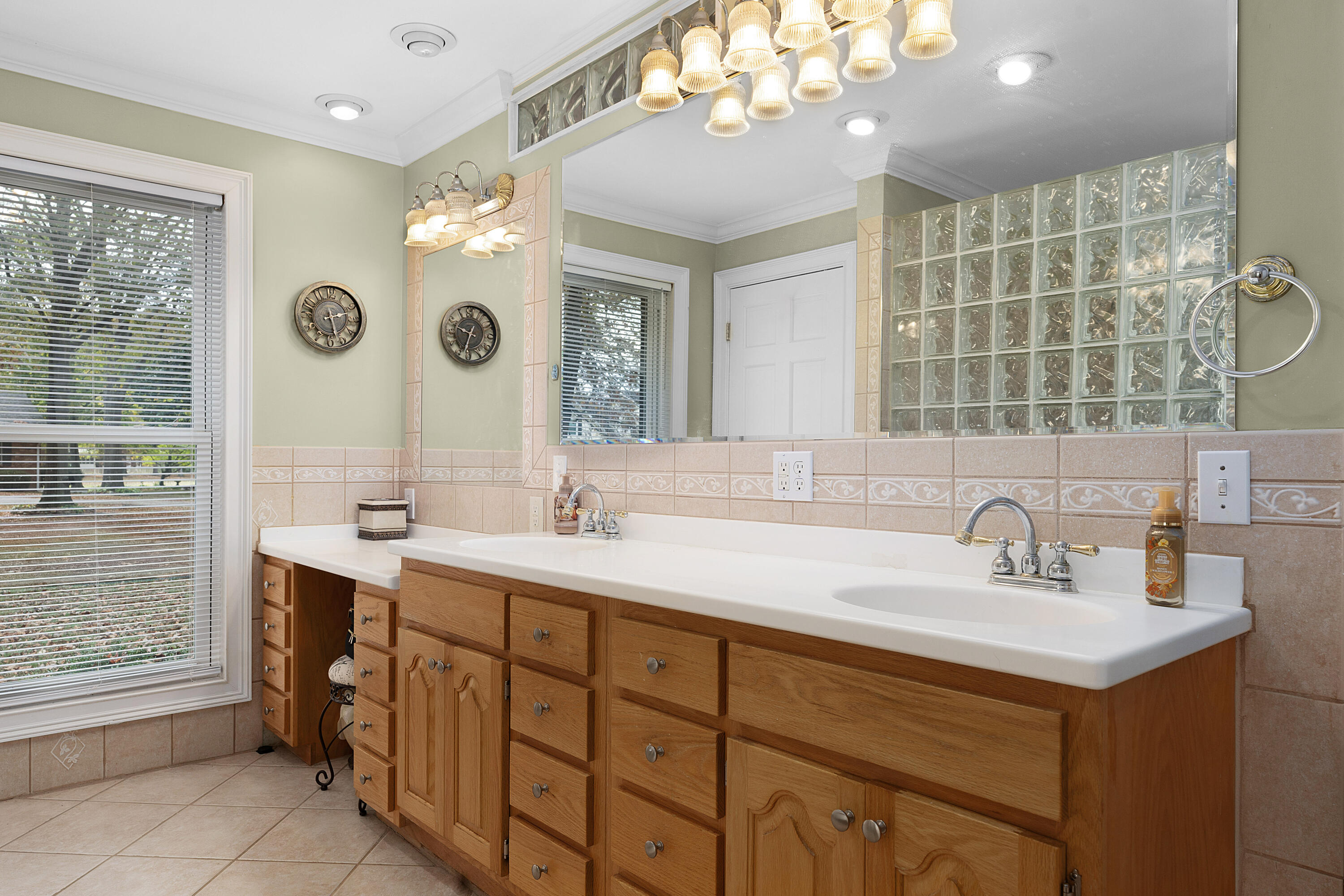407 Valleybrook Road Hixson, TN 37343 - Photo 30 of 60 50 - 407 Valleybrook Rd - Interior