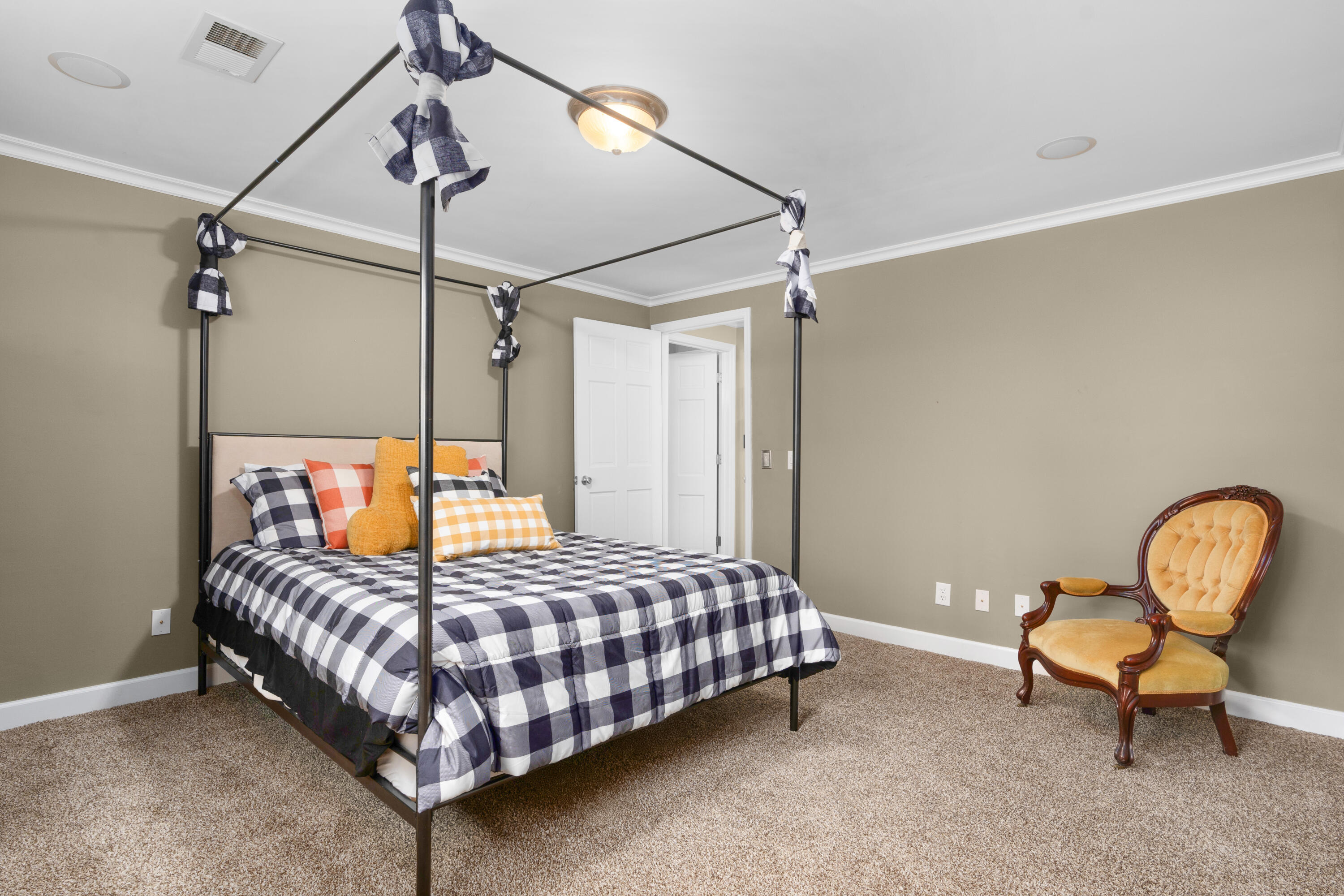 407 Valleybrook Road Hixson, TN 37343 - Photo 38 of 60 62 - 407 Valleybrook Rd - Interior