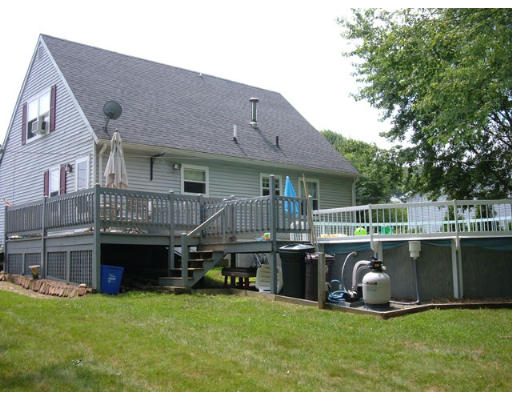 11 Mussey Brook Road Lincoln, RI 02838 - Photo 2 of 13