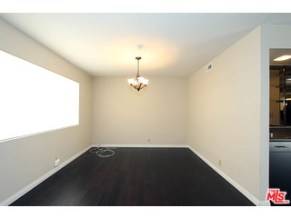 2105 Rockefeller Lane, Unit 6 Redondo Beach, CA 90278 - Photo 7 of 19 Gallery Image 7