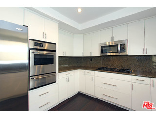 2105 Rockefeller Lane, Unit 6 Redondo Beach, CA 90278 - Photo 9 of 19 Gallery Image 9