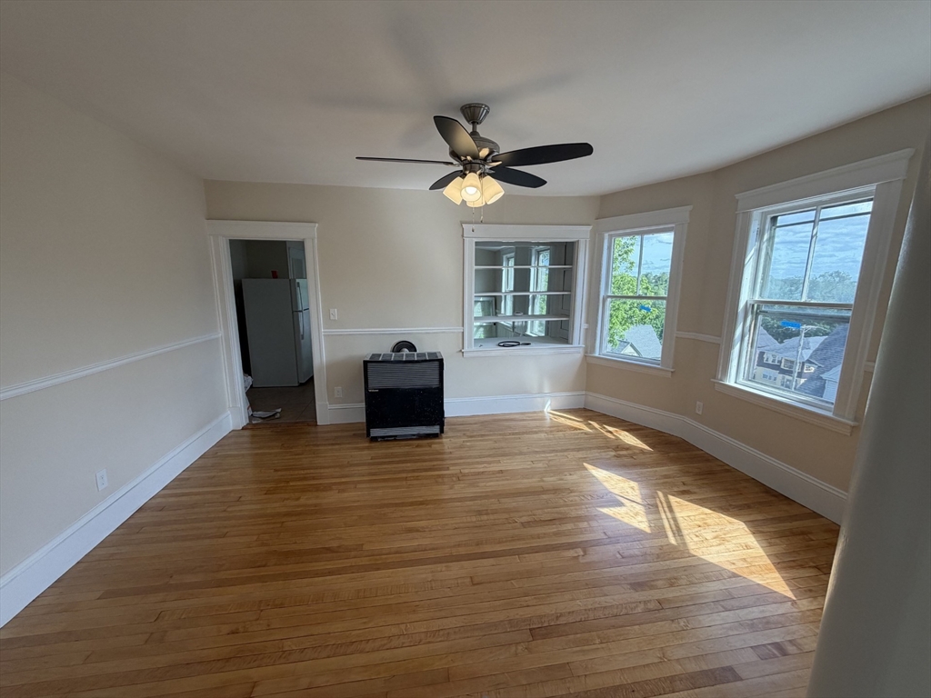 10 Tower Street, Unit 3 Worcester, MA 01606 - Photo 3 of 13