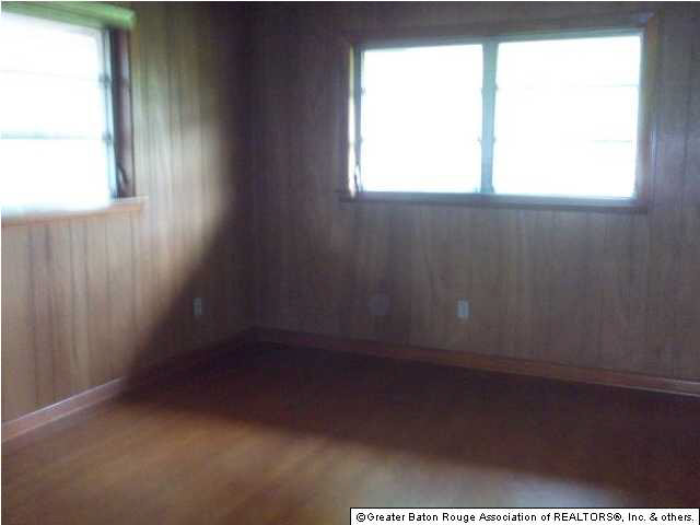 2424 Harding Boulevard Baton Rouge, LA 70807 - Photo 5 of 7 Gallery Image 5