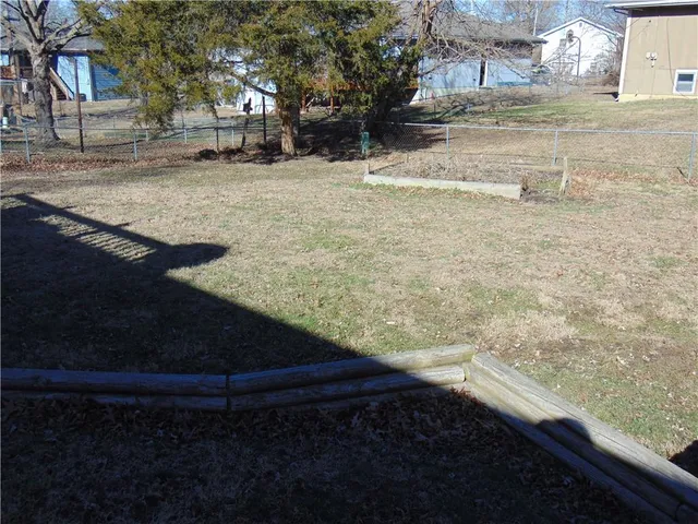 $252,000 | 1104 Halsey Terrace, Harrisonville, MO 64701