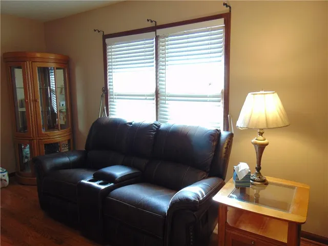 $252,000 | 1104 Halsey Terrace, Harrisonville, MO 64701