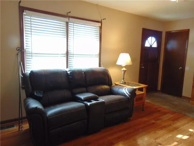 $252,000 | 1104 Halsey Terrace, Harrisonville, MO 64701