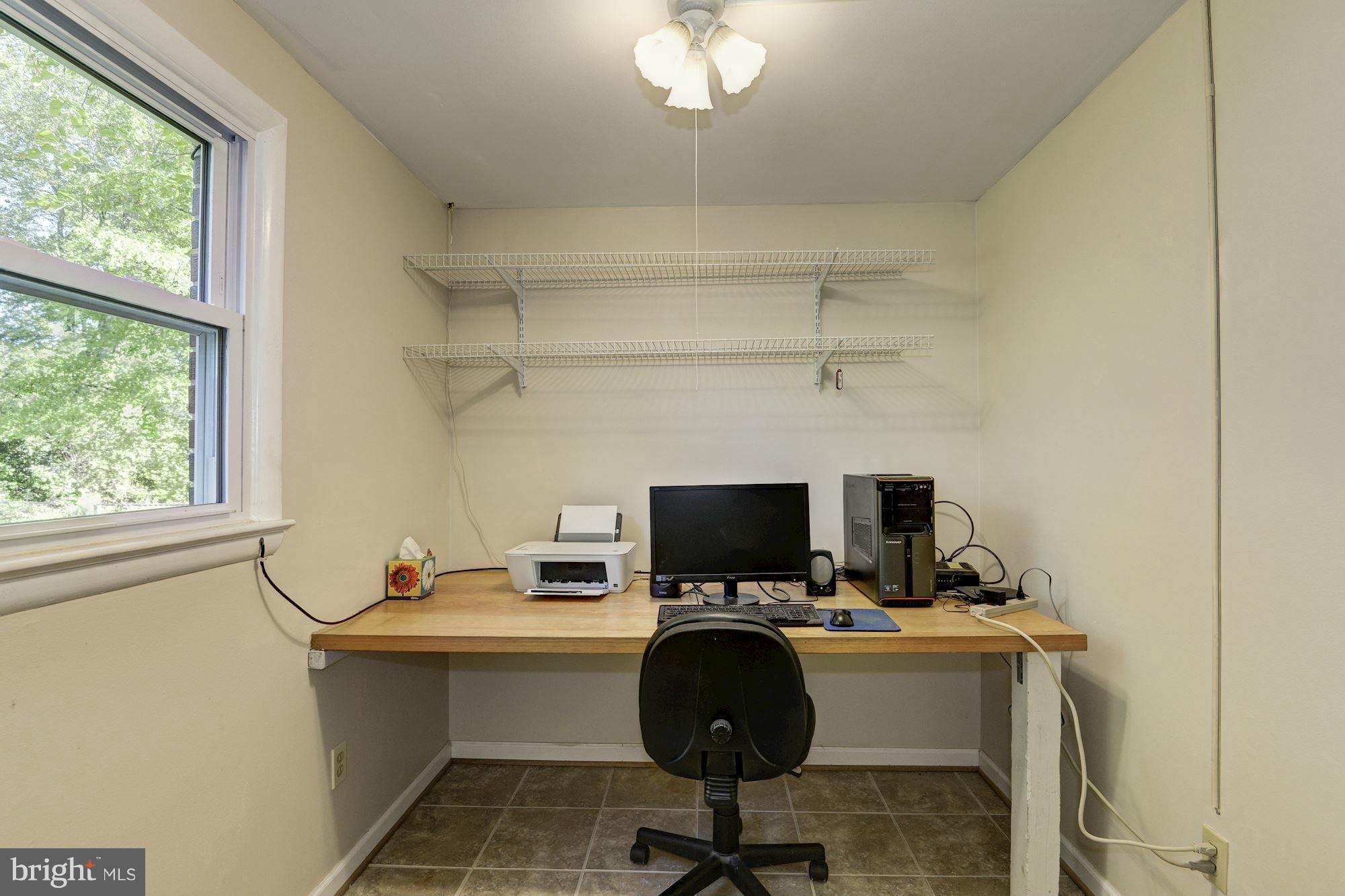 8816 Battery Road Alexandria, VA 22308 - Photo 17 of 30 Bedroom