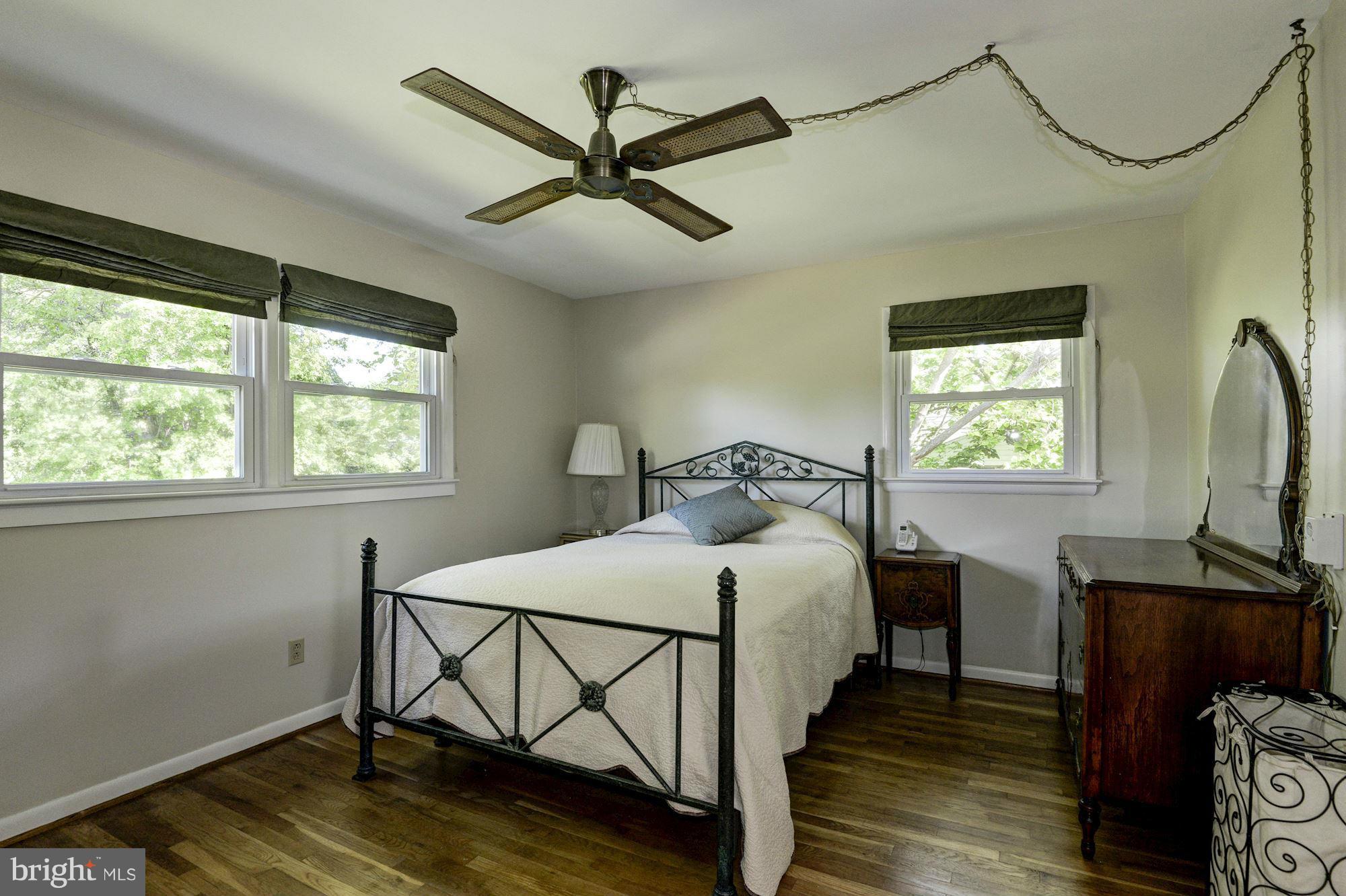 8816 Battery Road Alexandria, VA 22308 - Photo 20 of 30 Bedroom (Master)