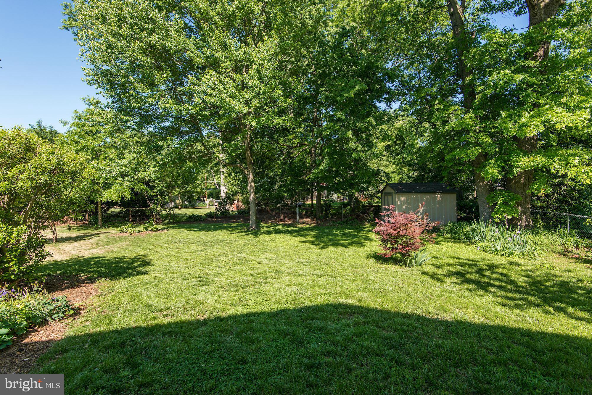 8816 Battery Road Alexandria, VA 22308 - Photo 27 of 30 Exterior (Rear)