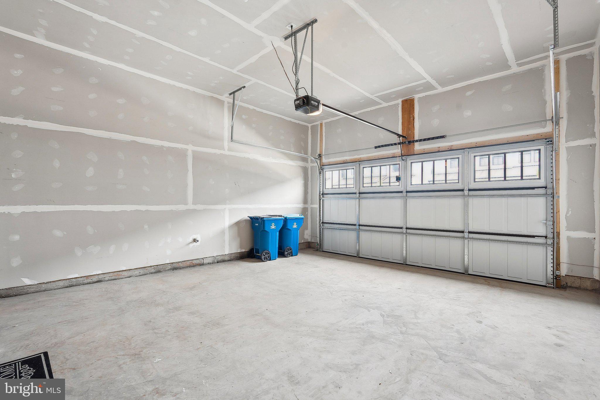 43244 Greeley Square Ashburn, VA 20148 - Photo 24 of 43 a view of a garage