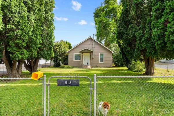 $295,000 | 618 Preston Avenue, Lewiston, ID 83501