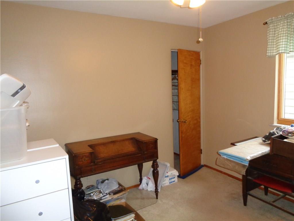 515 Walnut Street Springdale, PA 15144 - Photo 5 of 14 Gallery Image 5
