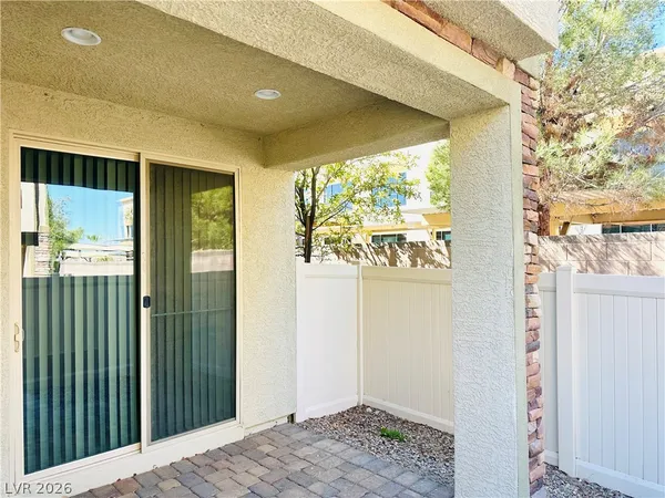 $2,200 | 6157 Scarlet Leaf Street, Las Vegas, NV 89148