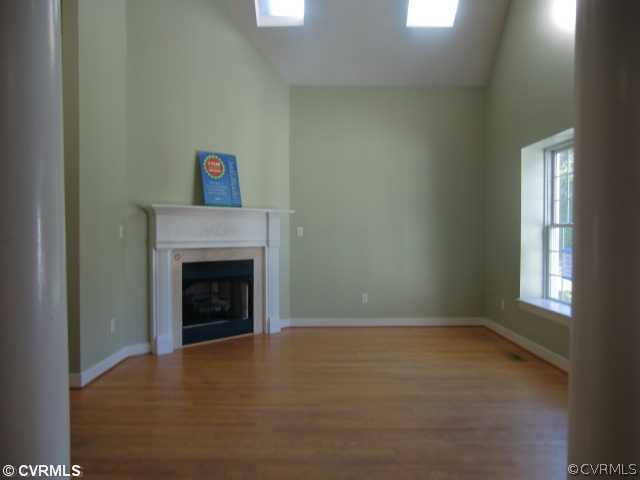 5964 Derwent Road Powhatan, VA 23139 - Photo 3 of 5 Den/Family/Great Room