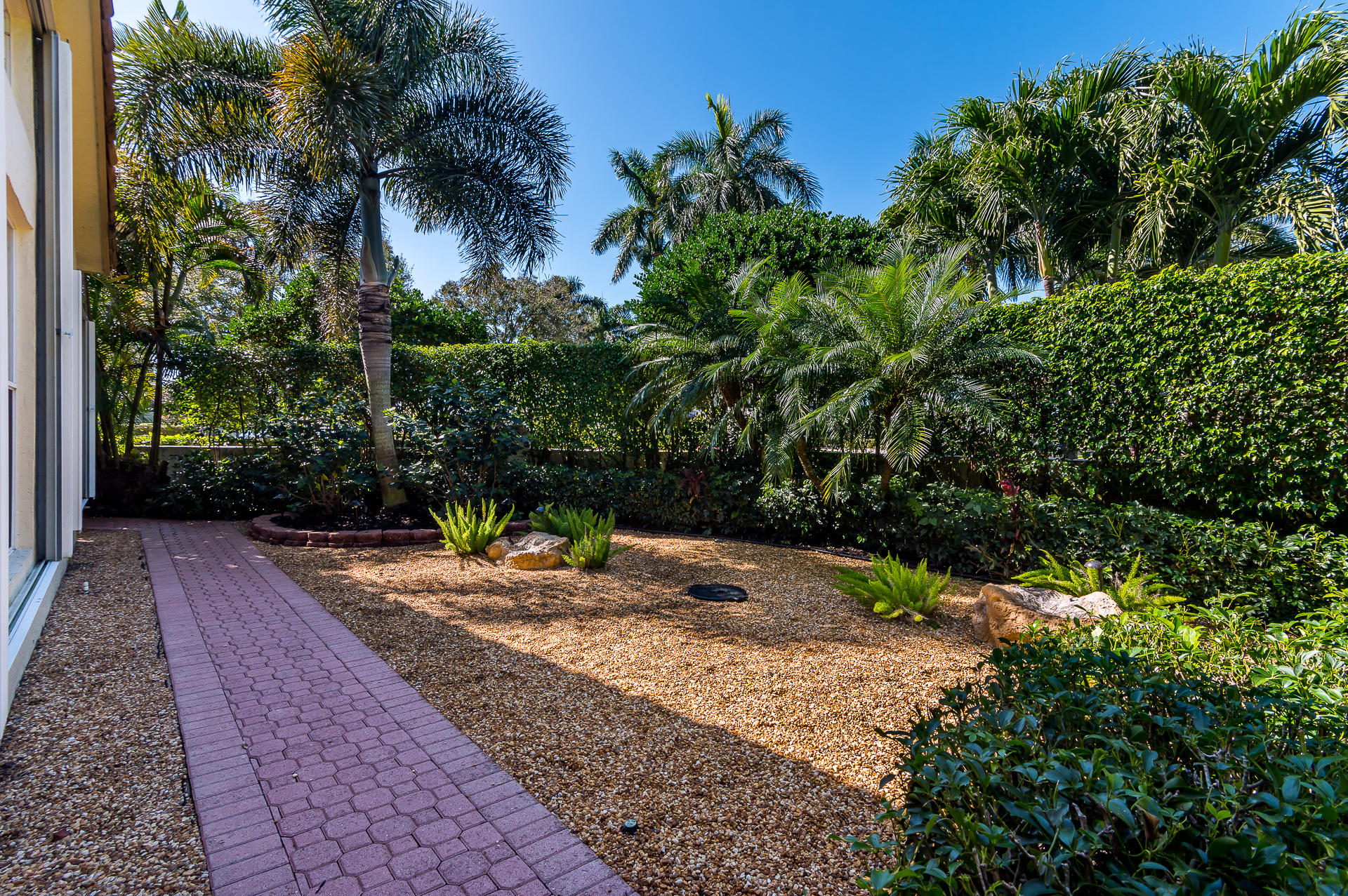 17192 Hampton Boulevard Boca Raton, FL 33496 - Photo 26 of 36 master-21