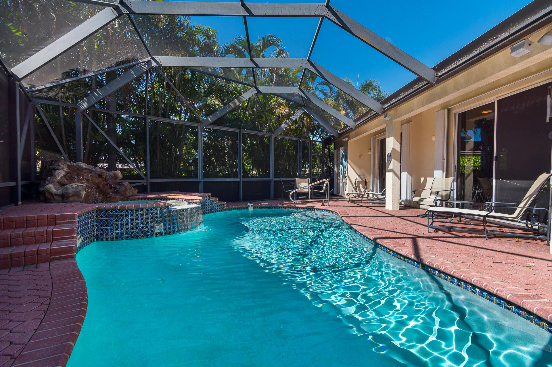 17192 Hampton Boulevard Boca Raton, FL 33496 - Photo 3 of 36 master-19