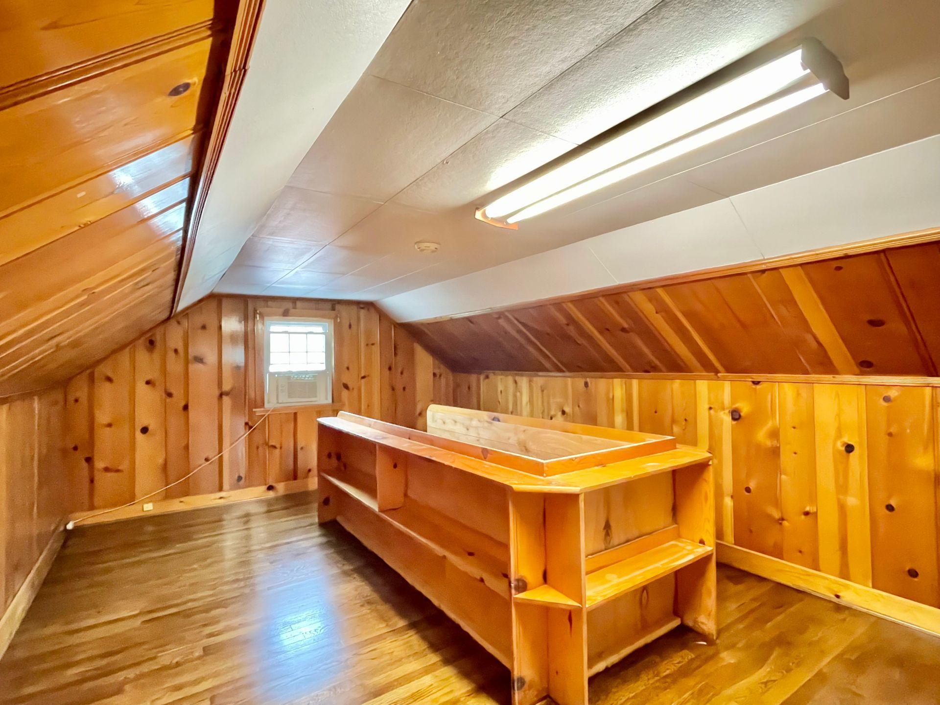 2540 Spring Road Southwest Roanoke, VA 24015 - Photo 25 of 54 Upper level