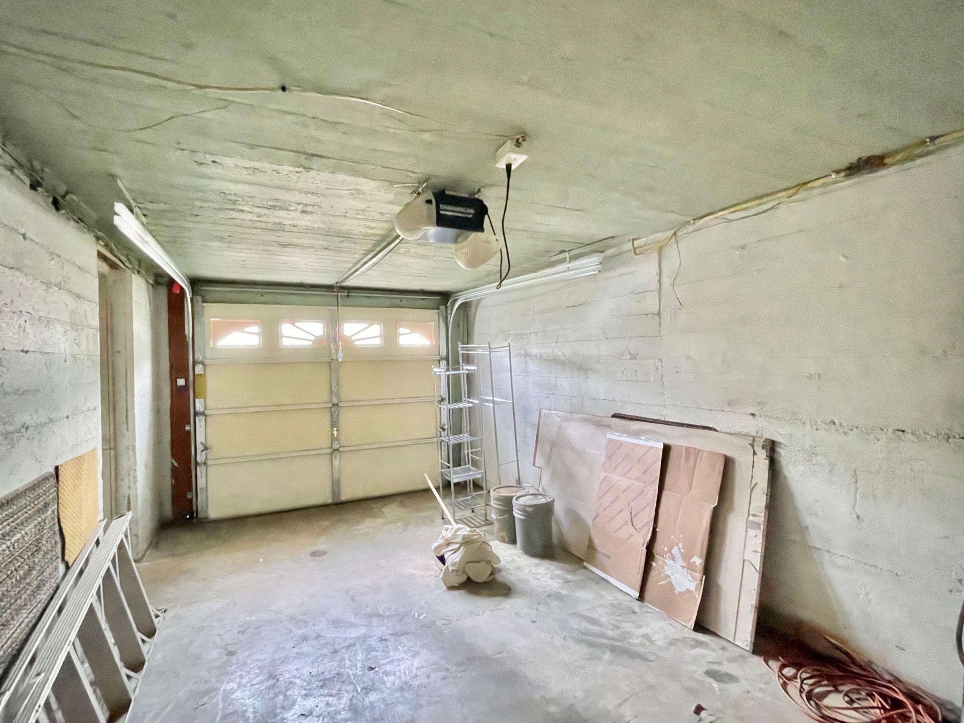 2540 Spring Road Southwest Roanoke, VA 24015 - Photo 38 of 54 Garage