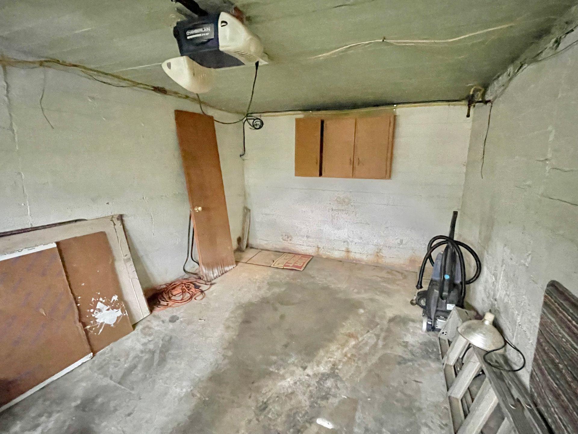 2540 Spring Road Southwest Roanoke, VA 24015 - Photo 39 of 54 Garage