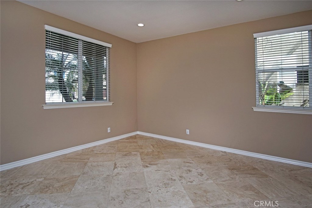 2449 Highwood Road Orange, CA 92867 - Photo 21 of 39