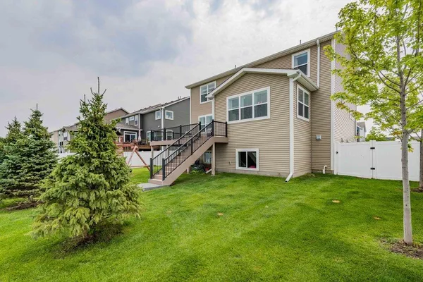 $715,000 | 18468 70th Avenue North, Maple Grove, MN 55311