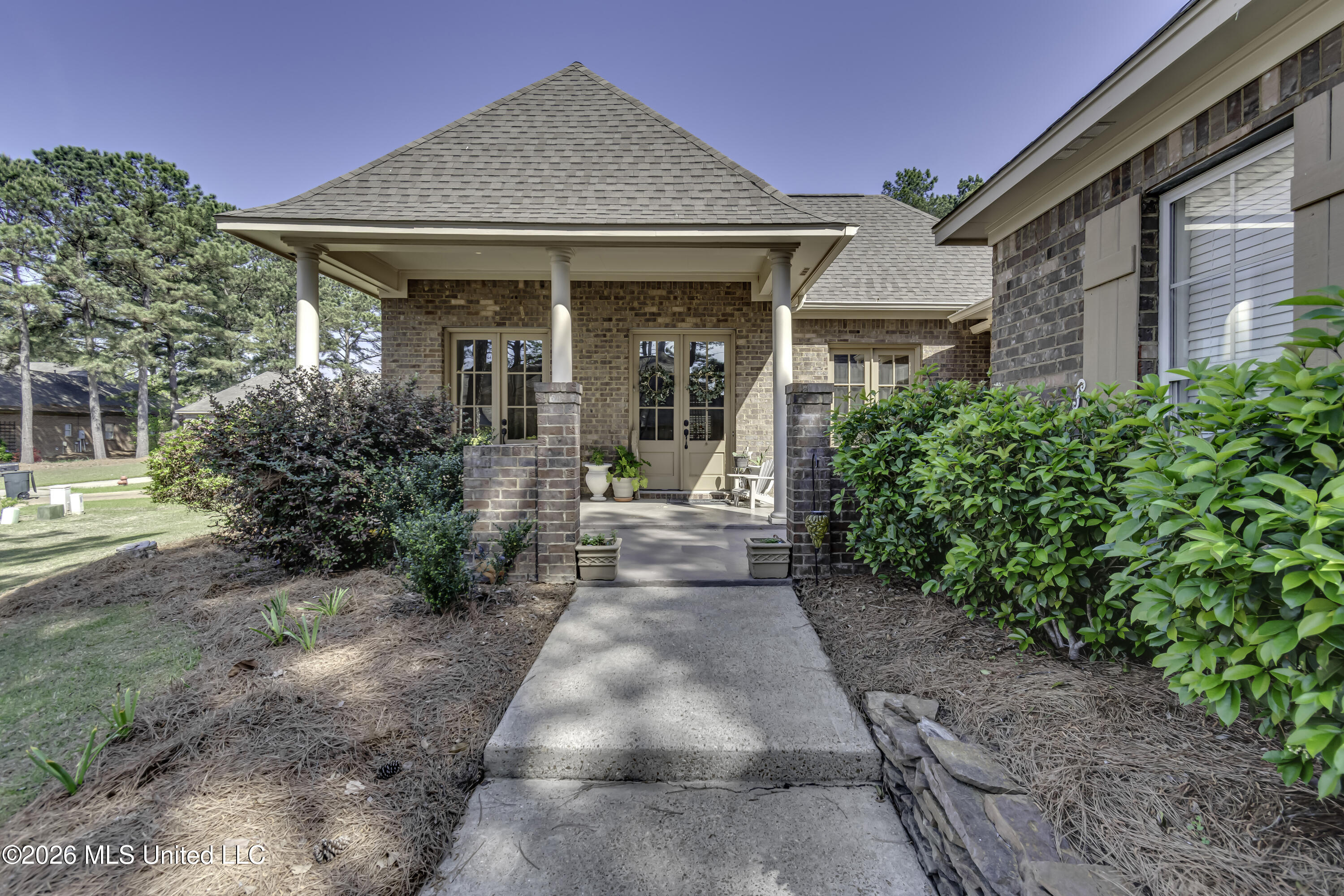 108 Elm Court Madison, MS 39110 - Photo 5 of 51 108 Elm Ct--6