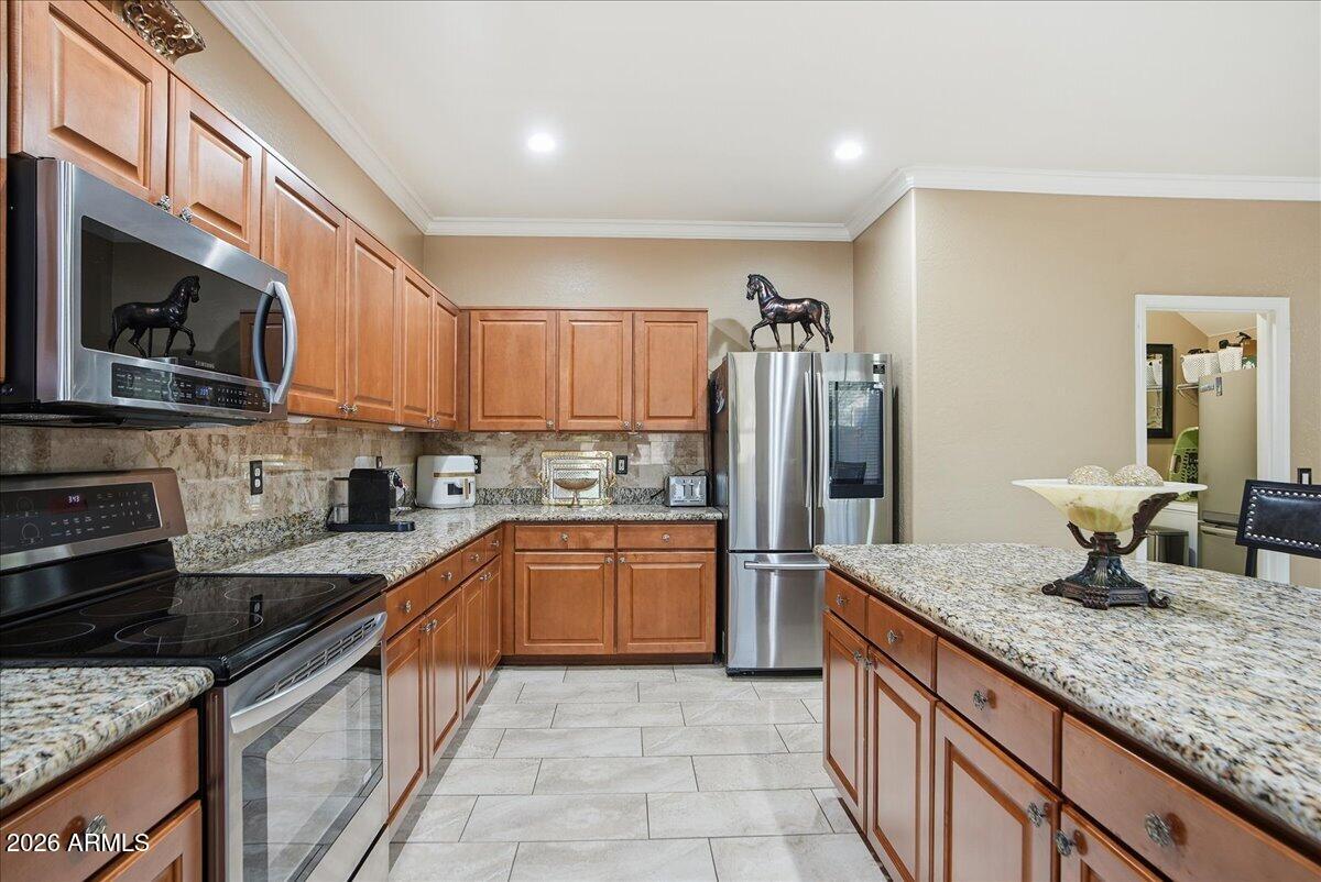 2414 West Florentine Road Phoenix, AZ 85086 - Photo 14 of 50 13-2414 W Florentine Rd_RedHogMedia