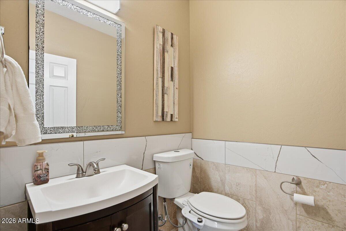 2414 West Florentine Road Phoenix, AZ 85086 - Photo 20 of 50 19-2414 W Florentine Rd_RedHogMedia