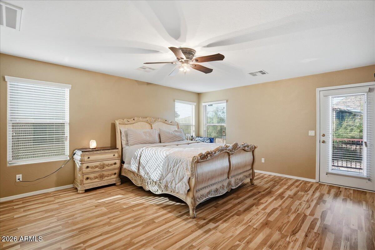 2414 West Florentine Road Phoenix, AZ 85086 - Photo 22 of 50 21-2414 W Florentine Rd_RedHogMedia