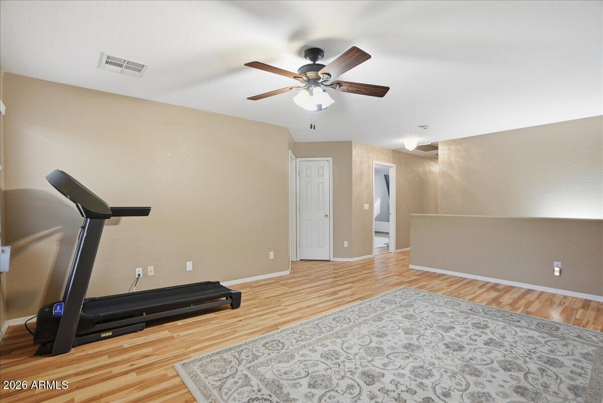 2414 West Florentine Road Phoenix, AZ 85086 - Photo 32 of 50 32-2414 W Florentine Rd_RedHogMedia