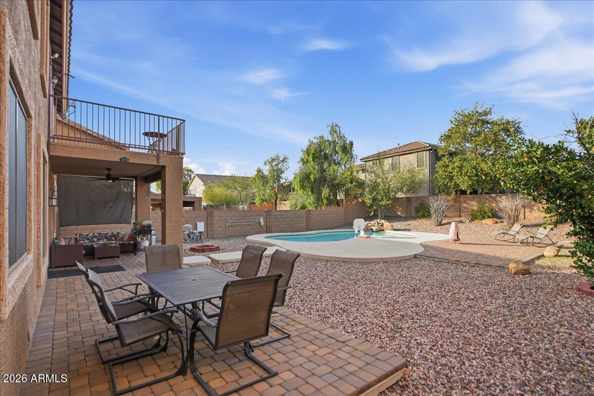 2414 West Florentine Road Phoenix, AZ 85086 - Photo 44 of 50 44-2414 W Florentine Rd_RedHogMedia